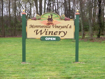 Monroeville Vineyard & Winery